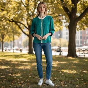 482 - BANANA REPUBLIC Blouse - Retro Look